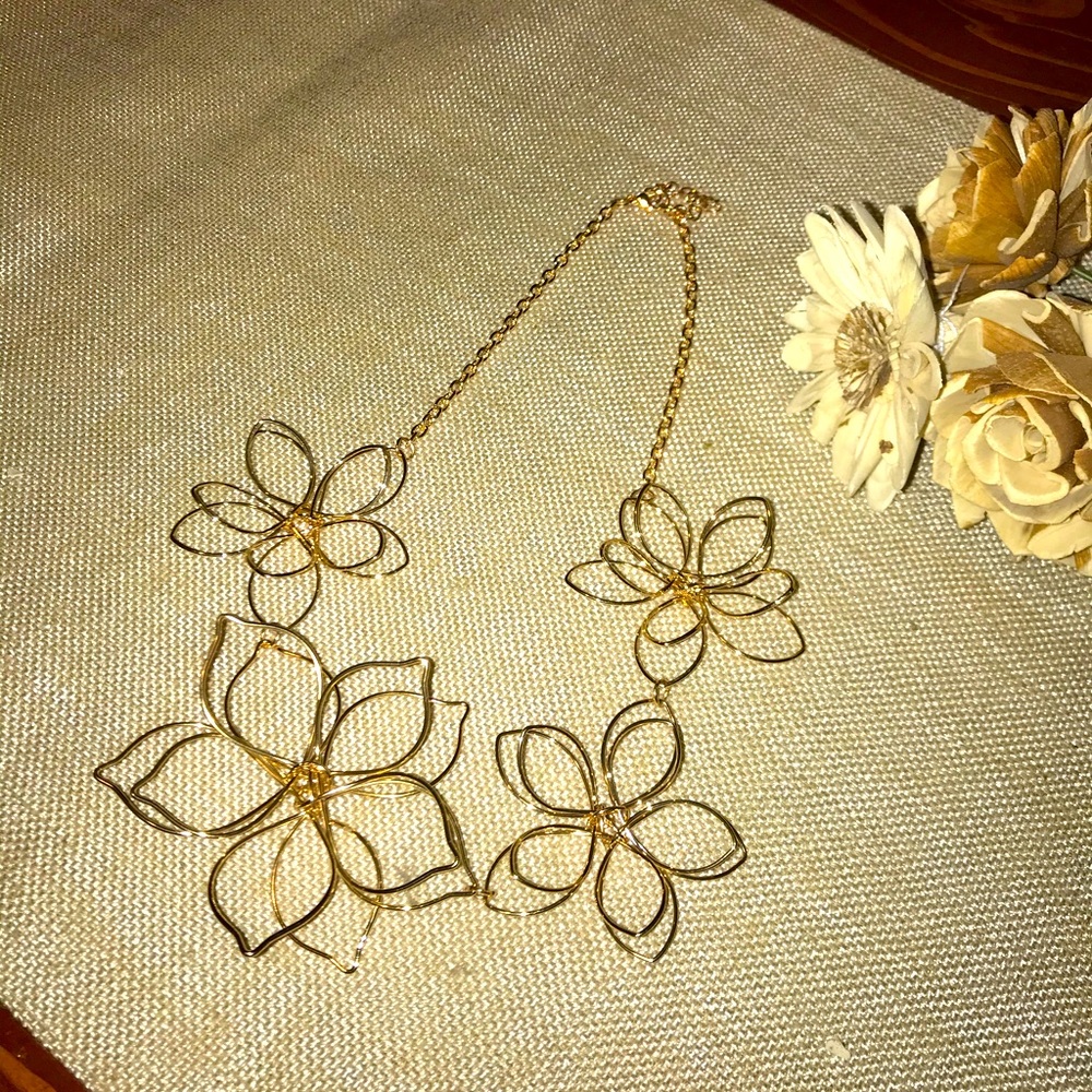 Flower Necklace